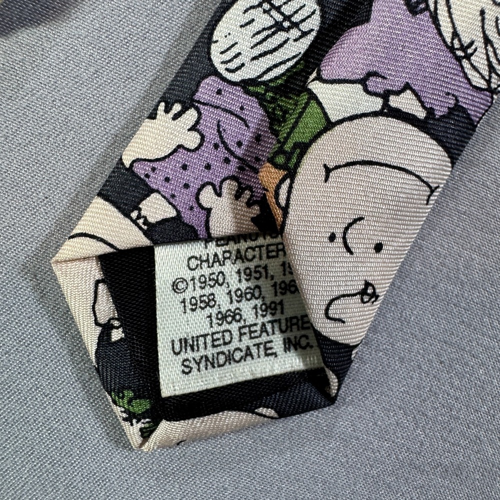 Vintage Cervantes Peanuts Silk Tie Mens Charlie Brown Snoopy Made in USA Black - Picture 4 of 8